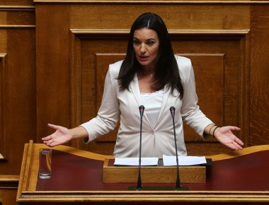 Όλγα Κεφαλογιάννη: «Τα περί «καθαρής εξόδου» από το Μνημόνιο δεν είναι παρά το fake story της κυβέρνησης»